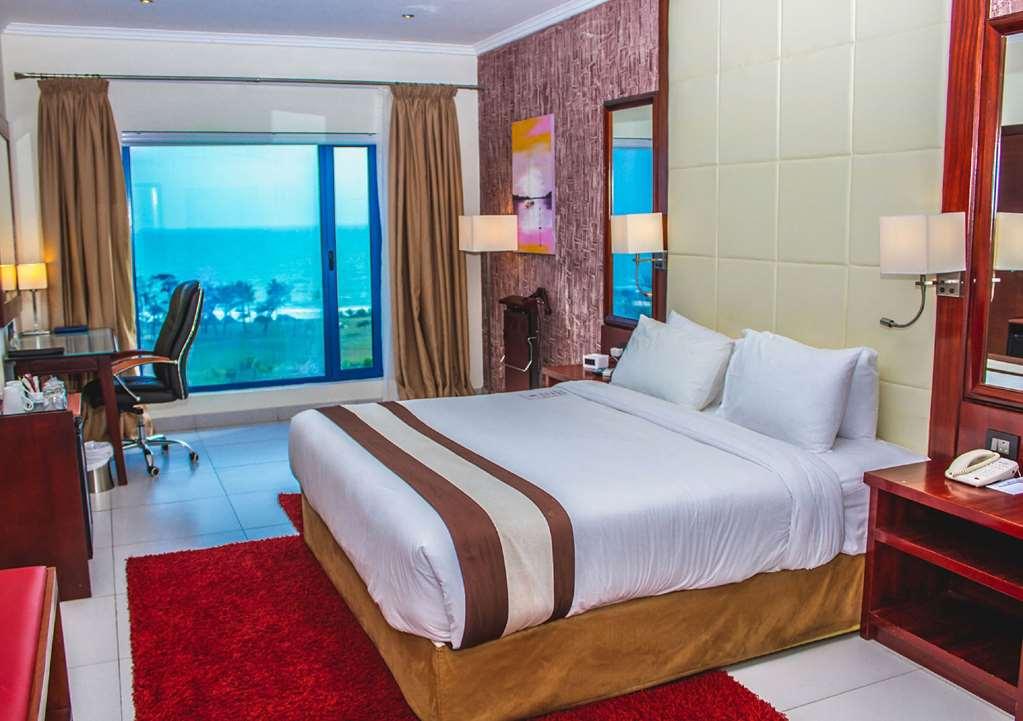 Best Western Plus Serene Atlantic Hotel Sekondi-Takoradi Ruang foto