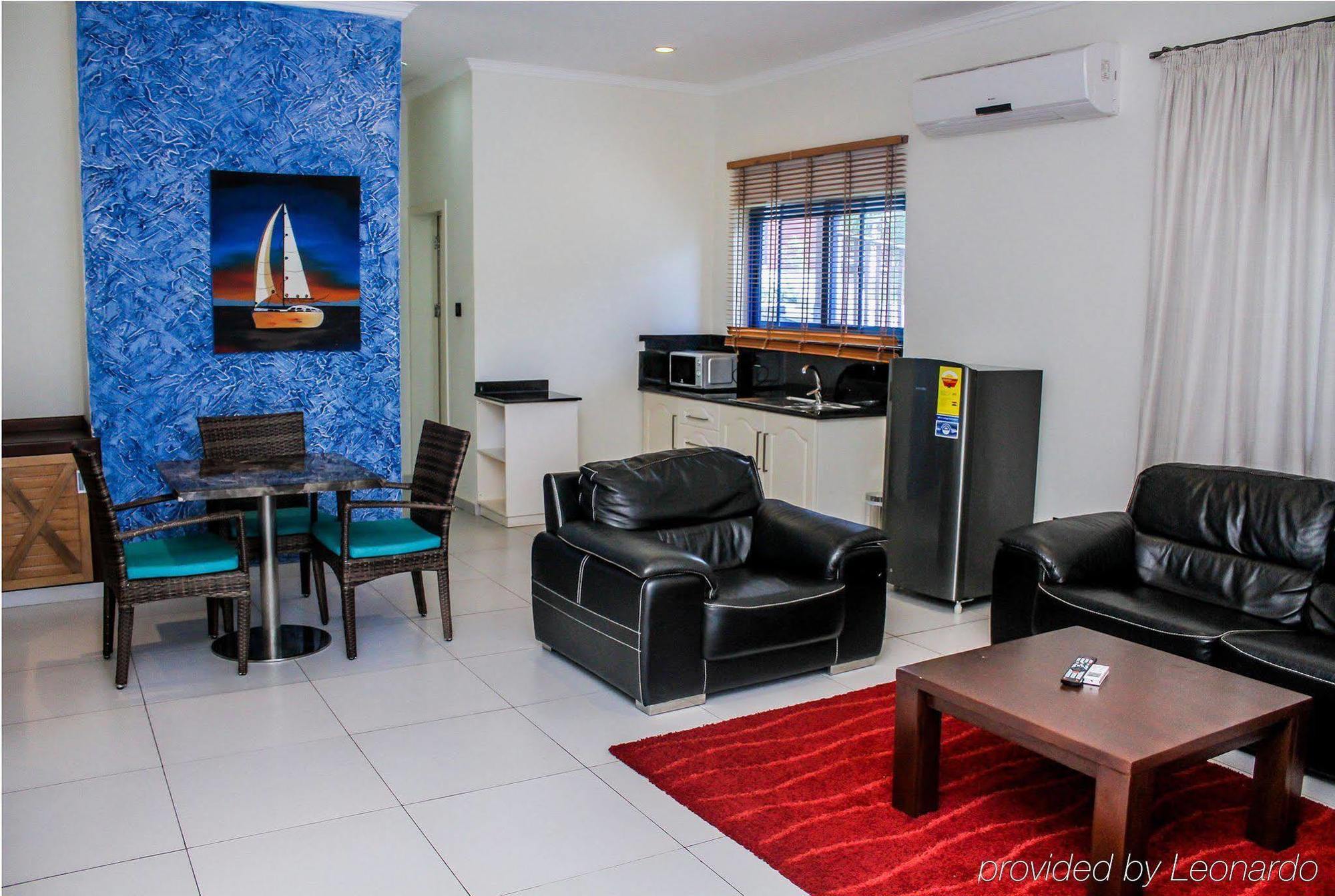 Best Western Plus Serene Atlantic Hotel Sekondi-Takoradi Bagian luar foto